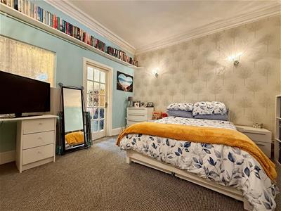 Private Bedroom 1